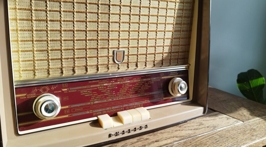 Philips bluetooth radio vintage